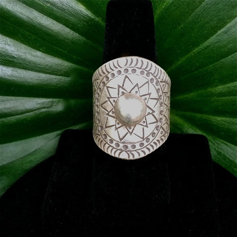 Artisan Silver Ring / Thai Karen Hill Tribe / Sunburst Design / 98.5% Silver