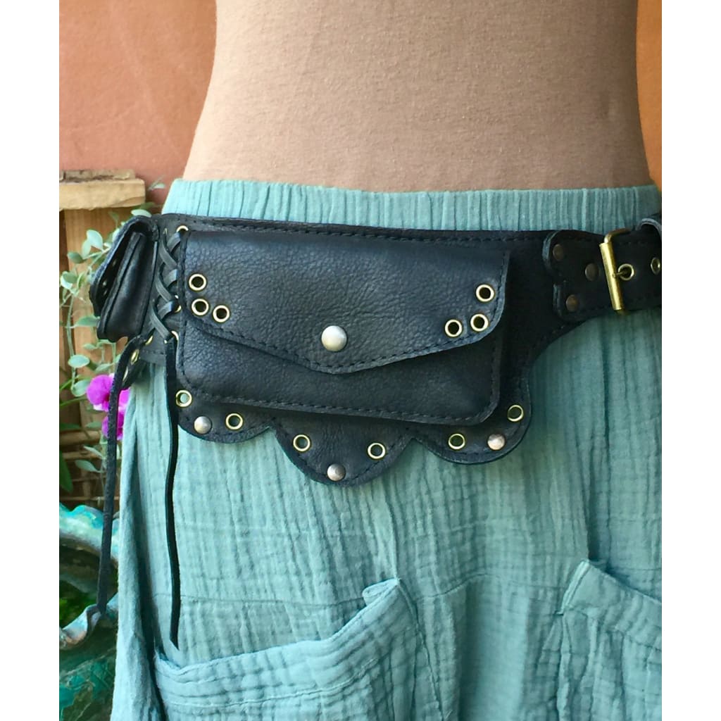 YAMEIZE PU Leather Chain Belt Bag for Women