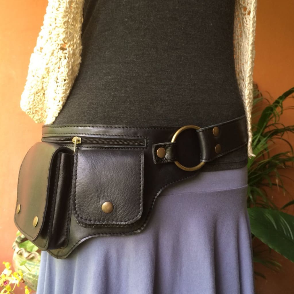DIY Leather Belt Bag // Free Pattern & Tutorial | Closet Core Patterns